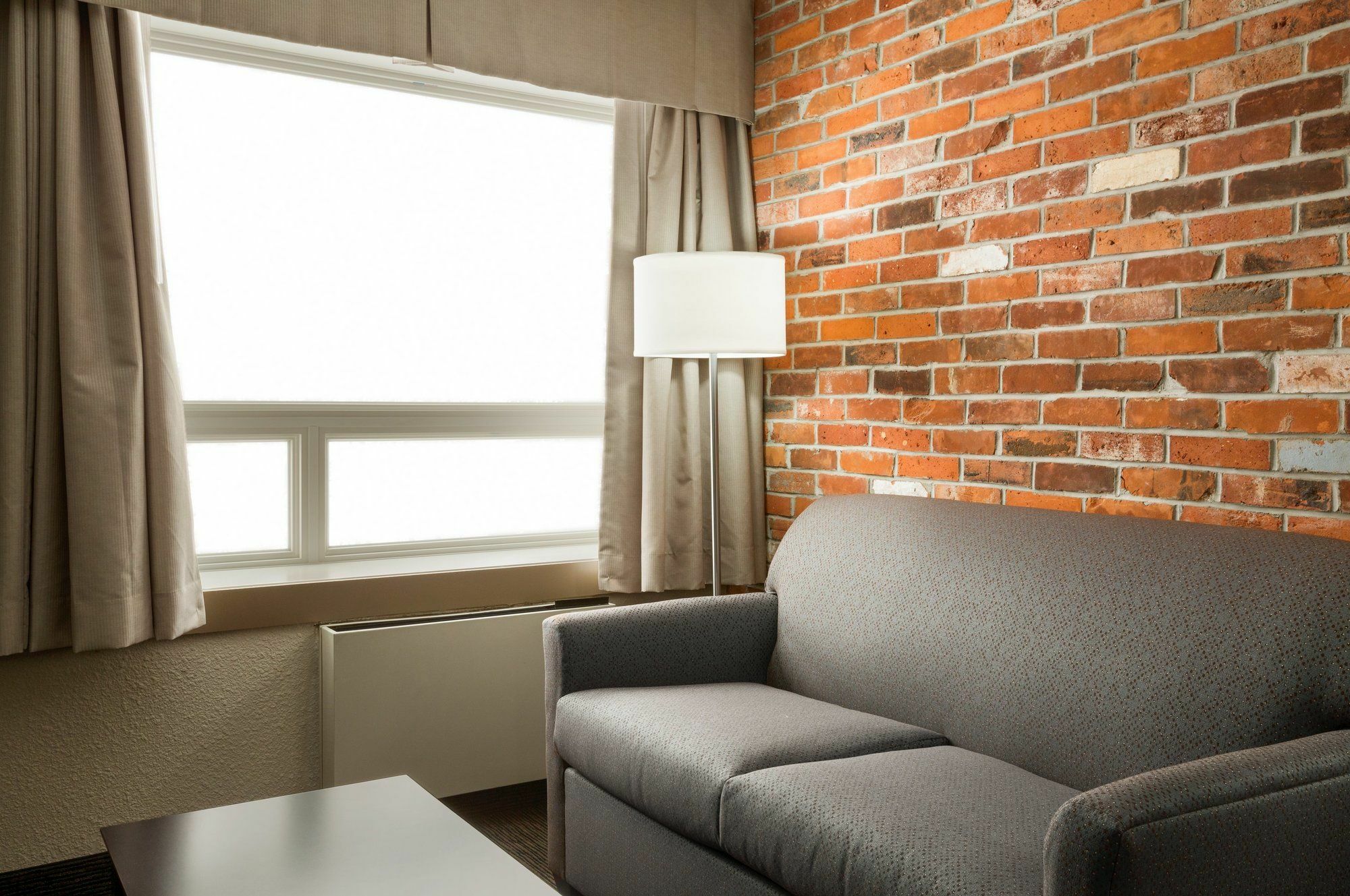 Super 8 By Wyndham Timmins On Hotel Exterior photo
