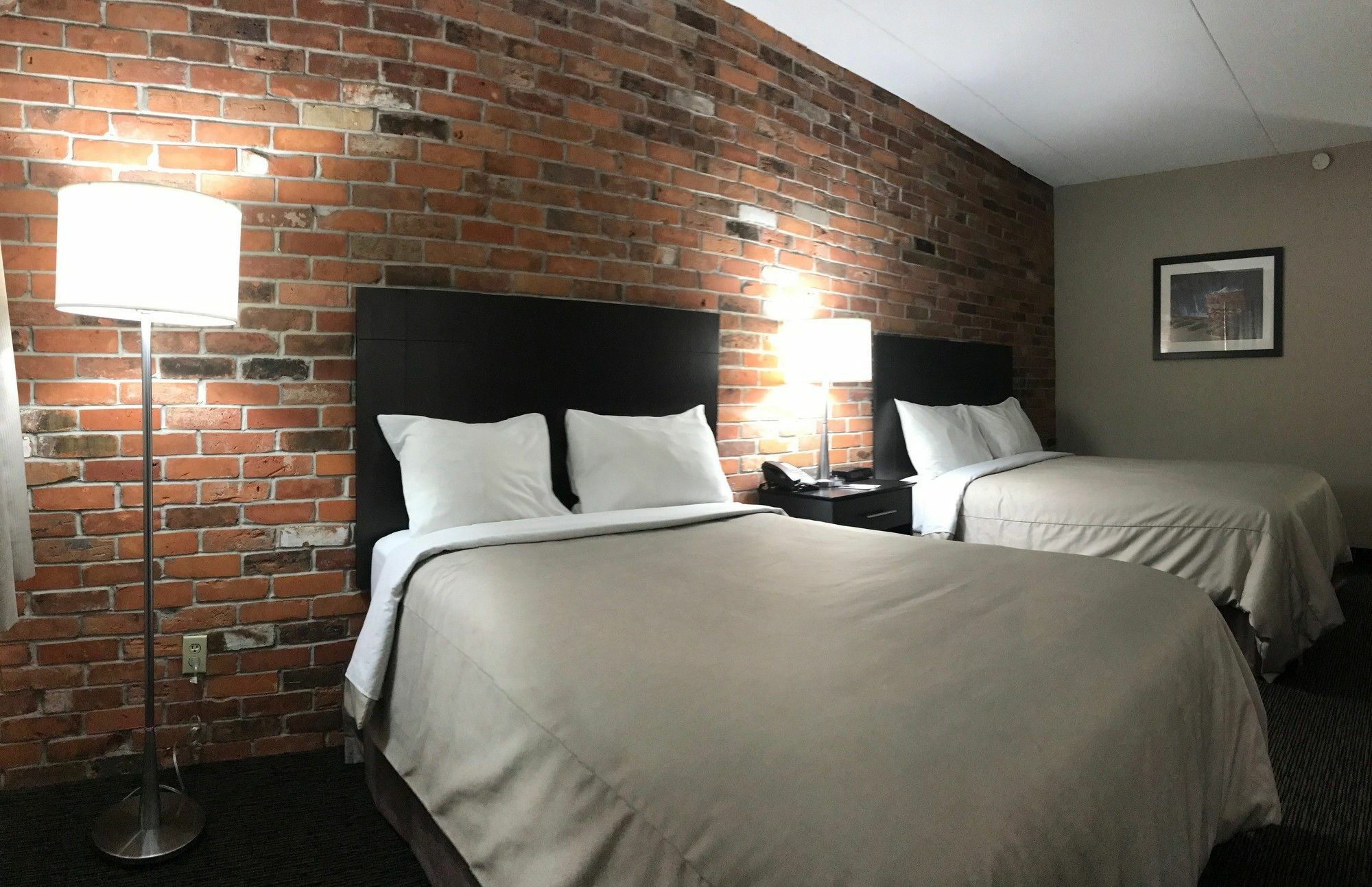 Super 8 By Wyndham Timmins On Hotel Exterior photo